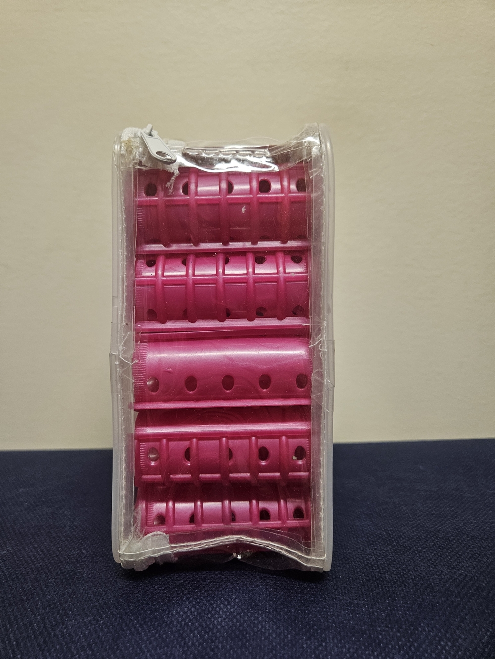 Conair Magnetic Rollers Set for Body & Fullness - Pink, Blue, Yellow, Purple - Picture 4 of 7